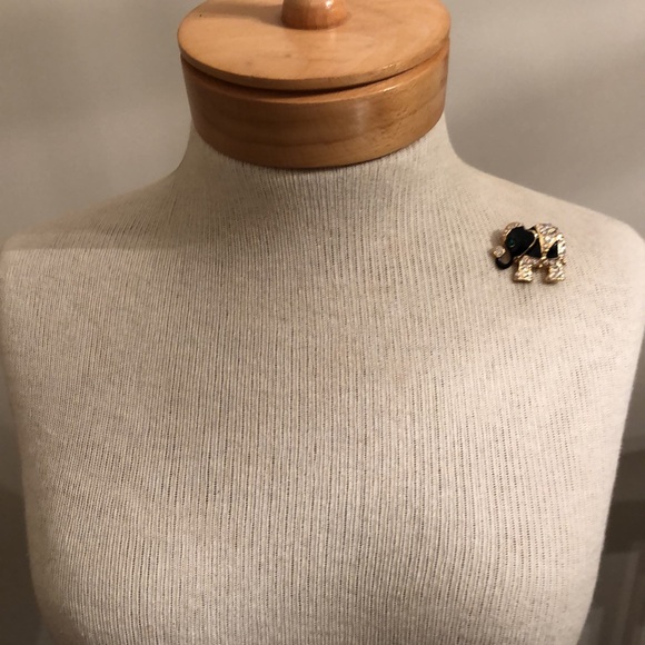 Vintage Black Enamel & Rhinestone Lucky Elephant Pin - Picture 11 of 13